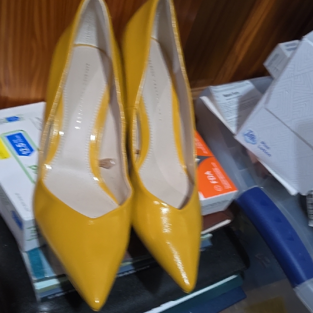 Yellow Women's Pumps